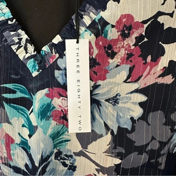 Three Eighty Two Women’s Ruffle Sleeve V-Neck Mini Dress in Como Size M NWT - Picture 3 of 10